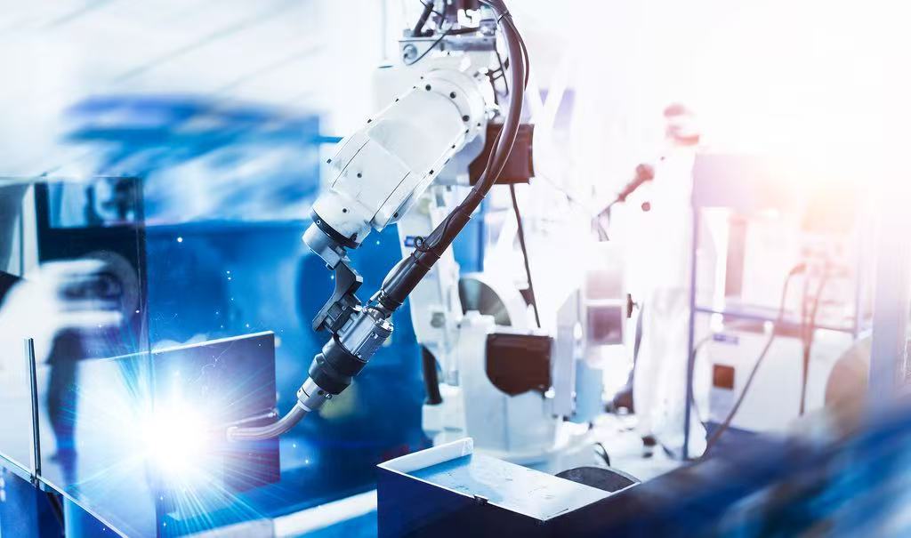 HCIC 에너지 절약형 유압 실린더: 매년 신에너지 장비 전기 요금 25% 절감