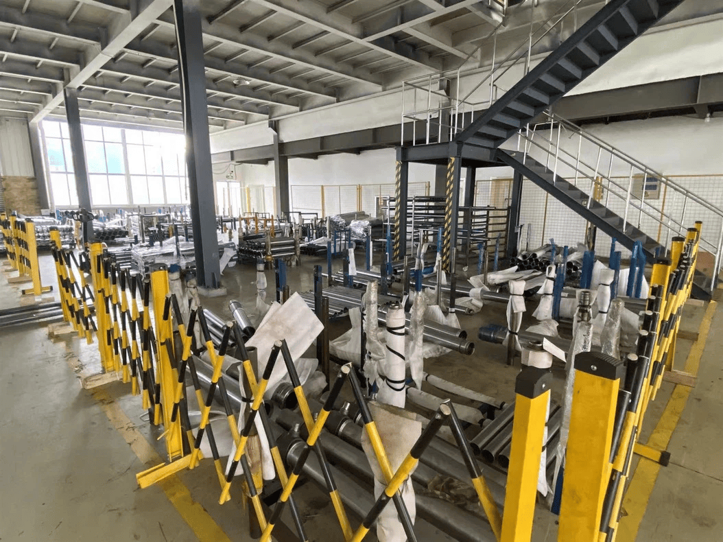 hydraulic cylinder